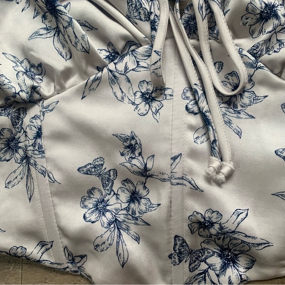 Pacsun Satin Floral Bustier Smocked Top - Picture 12 of 14